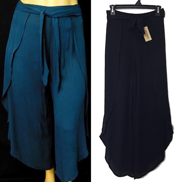 American Rag Pants - NWT American Rag Flyaway Crop Wide Leg Pants
